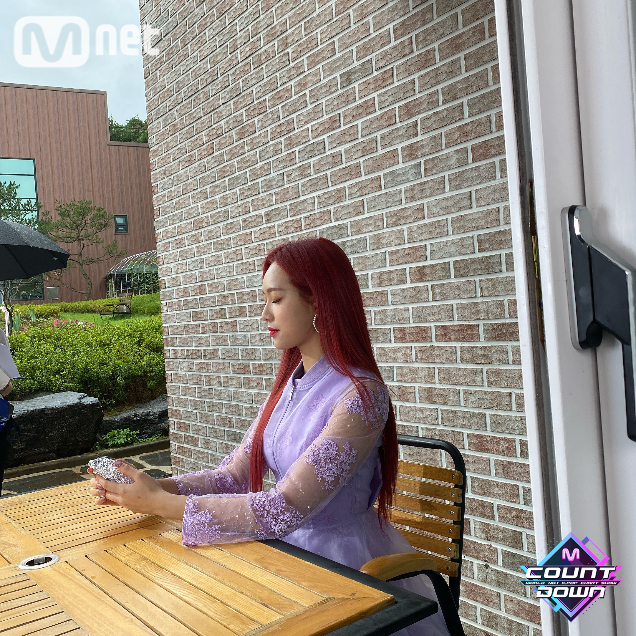 EeJ5pbdUcAAquvK.jpg:orig