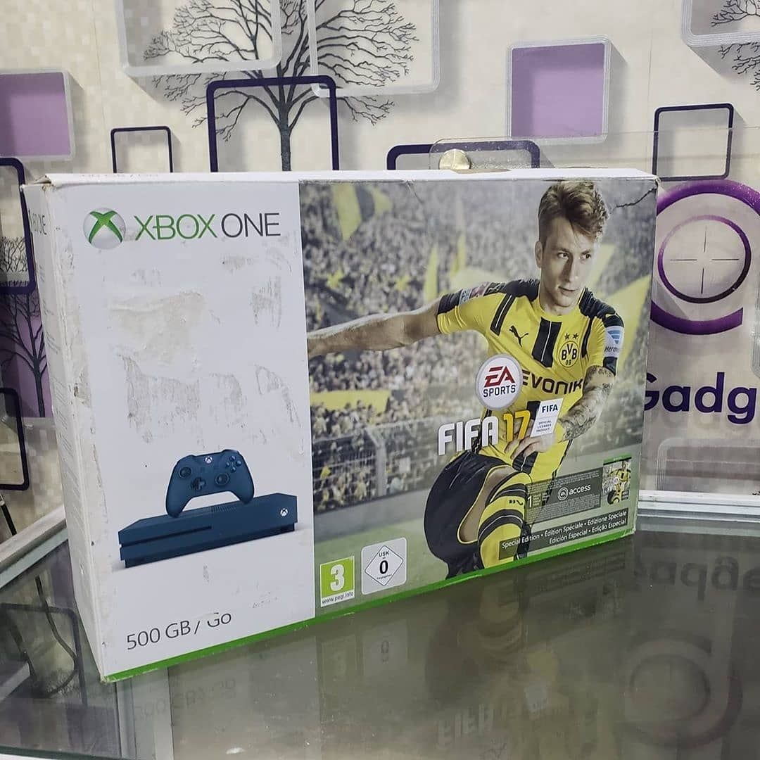 gadgetfreakzng's tweet photo. โฆ๏ธ#Openbox XBOX ONE S 500GB (Blue Color) at 110,000 ๐๐
.
For more enquiry call or whatsapp 08183820891
#xboxonexls #microsoftxboxone #4kgaming #4kconsole #photooftheday #pubgxbox #pes2020 #fifaxbox #BBNaija #BBNaijialockdown2020 https://t.co/Y8500knf6n