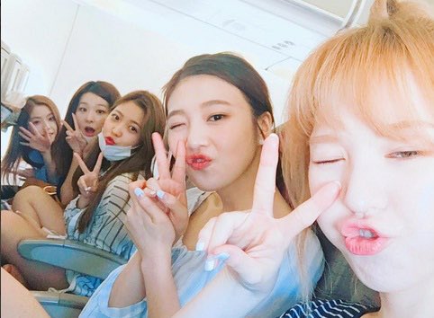 fluffy_seulgi's tweet photo. OT5 ONLYYYY!!!

@RVsmtown #VMAs2020 https://t.co/WAQdgwJUam