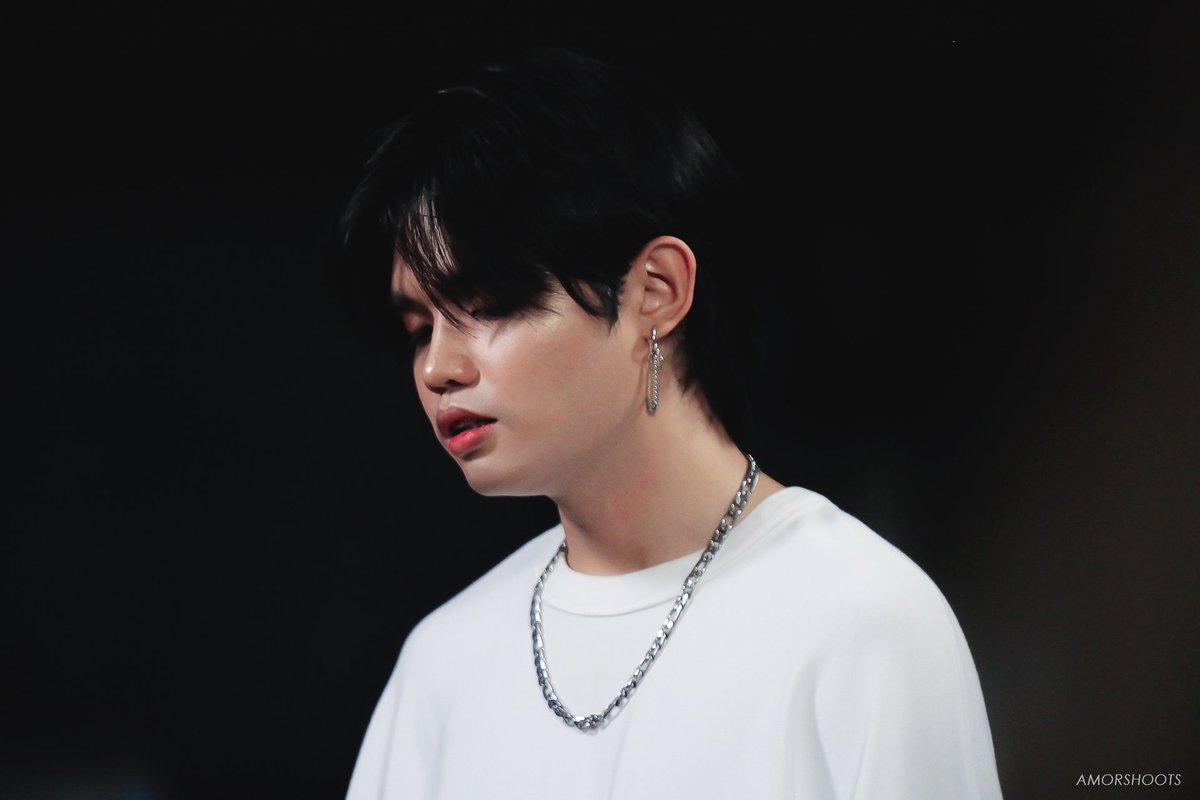donkendonut's tweet photo. @SB19Official [#GoUp_SEJUN]

Kahit tikas ko'y mag-iba
Yeah we gonna go up

@SB19Official
#SB191stAlbumD1 @imszmc

picture credits: amorshoots https://t.co/uImQ55uhIP