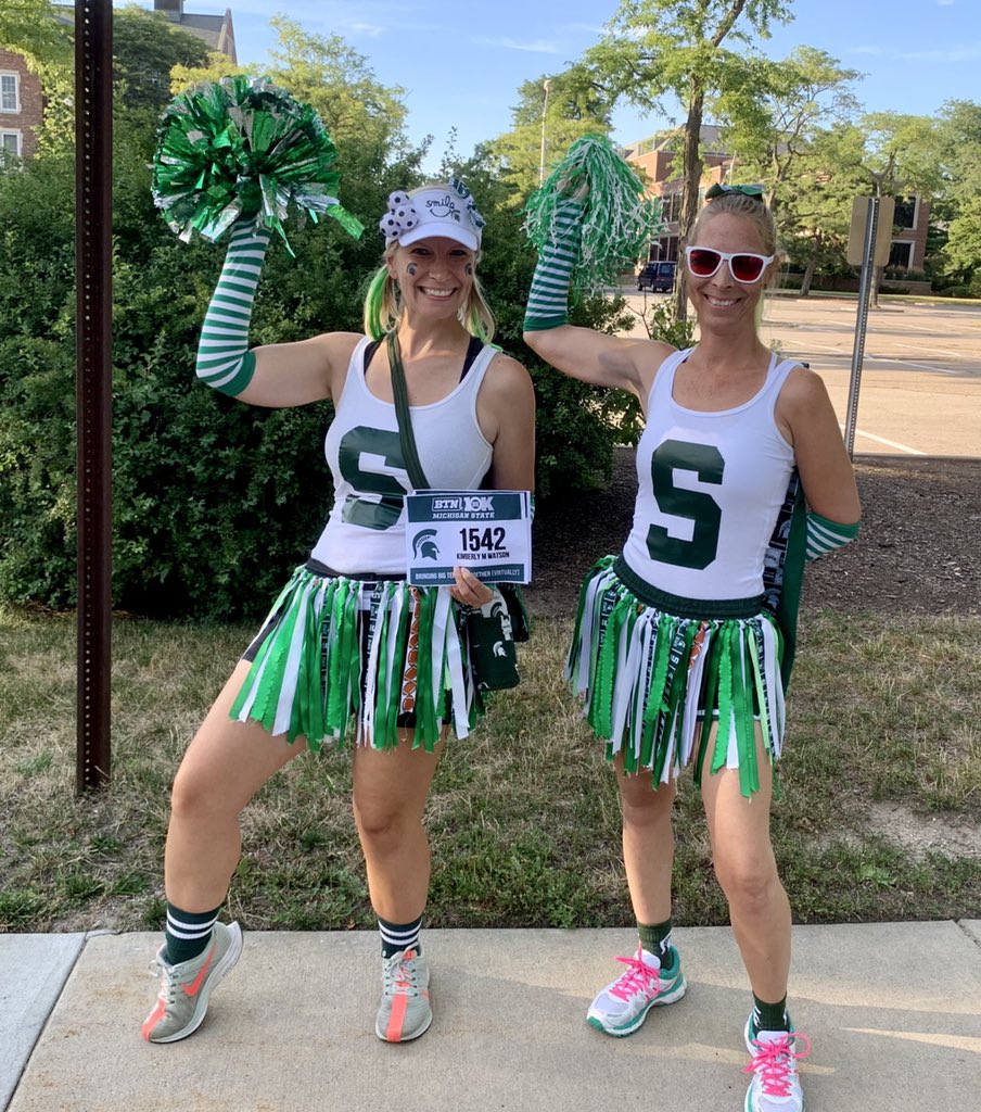 Readingmom201's tweet photo. Missed being in Chicago this year, but loved the chance to wear our Green and White and run the Virtual 5k Race on MSU campus. Beautiful views! Go Green! Go White! #BTNBig10K https://t.co/SncMjCEHbw