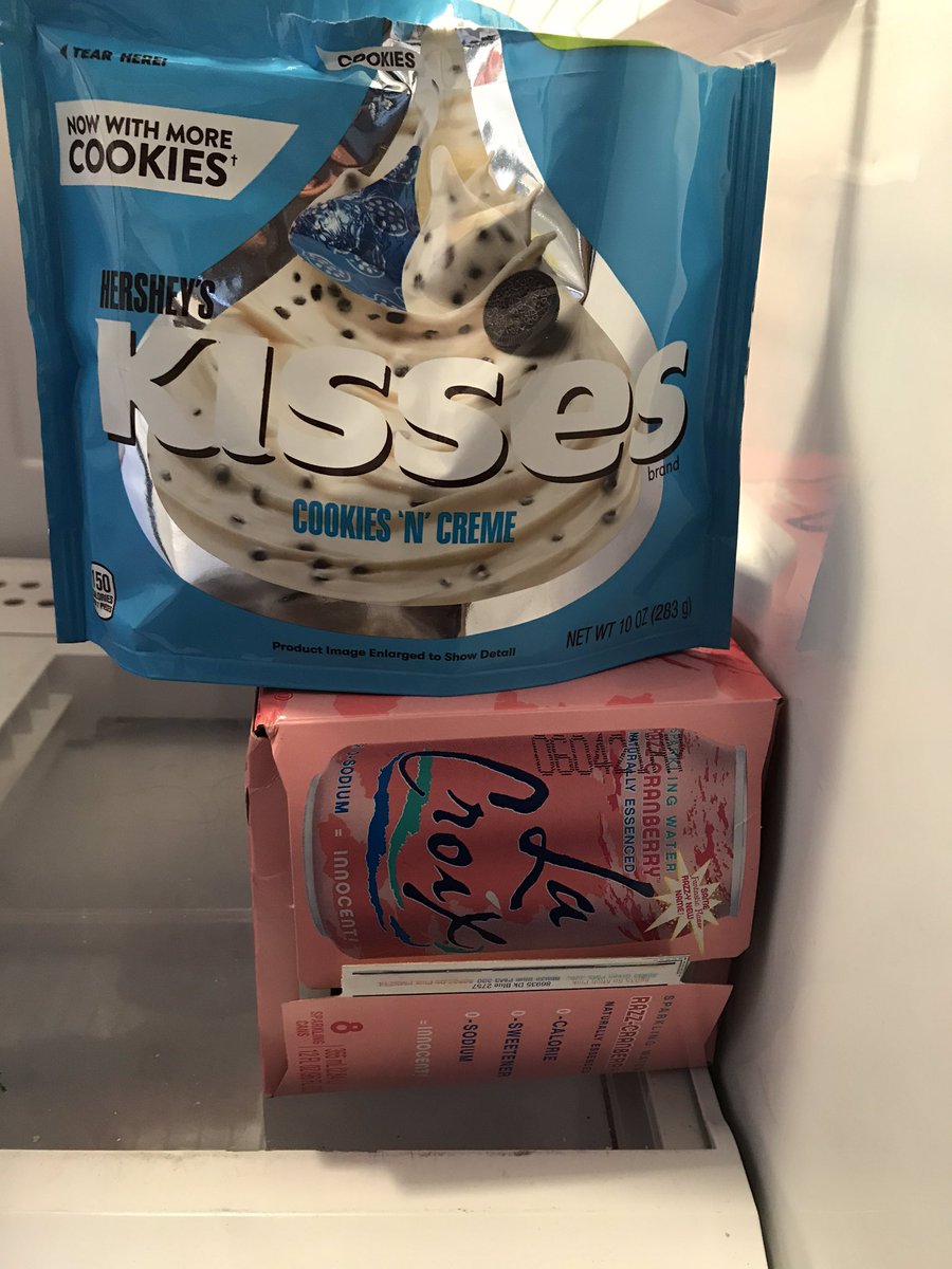 laurenjnewman11's tweet photo. So.. this pretty much sums up my work from home snack/beverage consumption. @mollywood @kairyssdal @ericaephillips #makemesmart #makemeasnack https://t.co/ks3GWZE27a