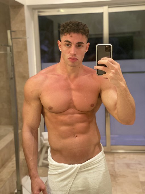 Daddy missed y&rsquo;all.😏 https://t.co/GpqEHXVeA3<a href="/tag/onlyfans"class="tags"><span>#onlyfans</span></a>