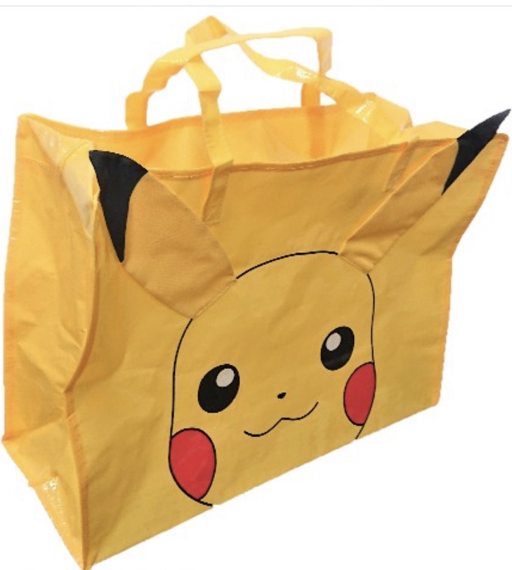 ポケモンセンターnakayama No Twitter ピカチュウ 大容量レジャーシートバッグ 横幅54cm 縦40cm 奥行き24cm T Co Ykon0pomda