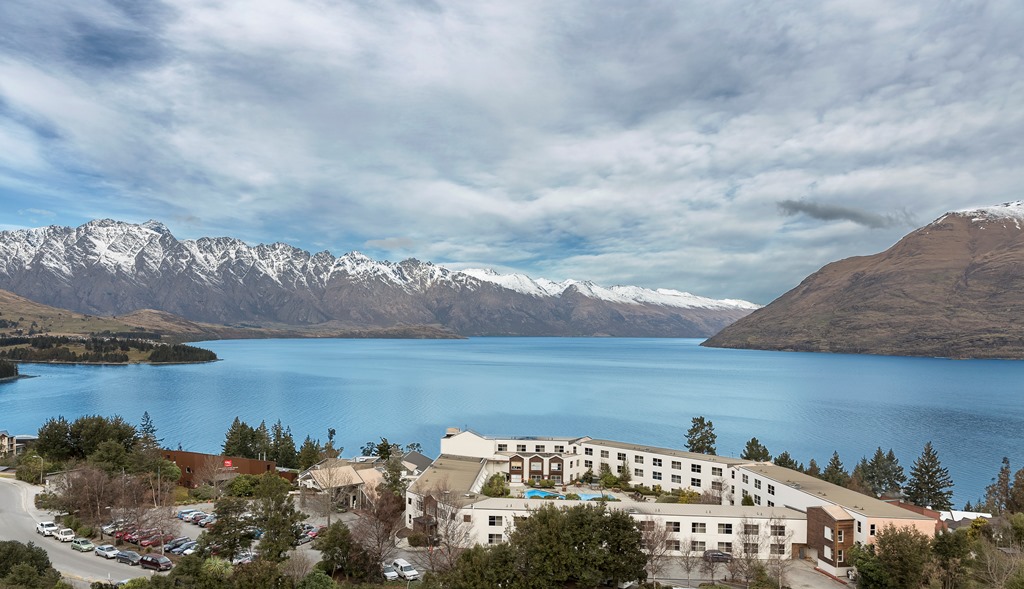 Winter Pride tweet media