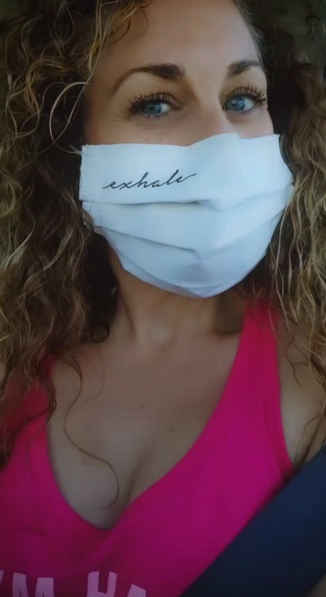 exhale2live's tweet photo. Wearing is caring 💛 
Loving my custom made 😷 by @sewnsew_dc Find her on IG and get one for every day of the week! #noexcuses #wearamask #doyourpart https://t.co/5beYnQs3FE