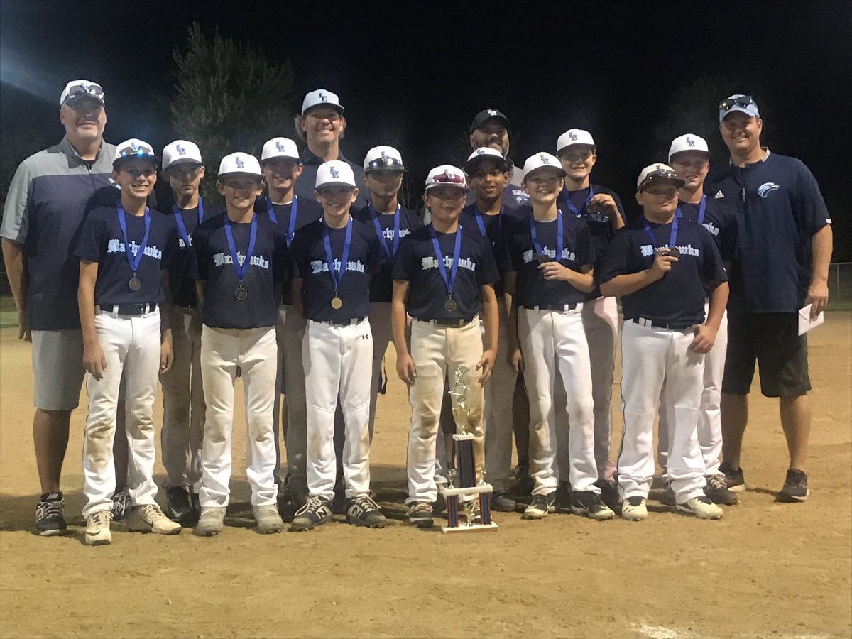 bigcountrybing's tweet photo. @oplbaseball @LE_Warhawks as a team we had a season long goal to qualify for the 11u OPL Champ game. Tonight we made it there and were able to get the W. #proudcoach #greatseason #everyonecontributed https://t.co/7CDkTbE39c