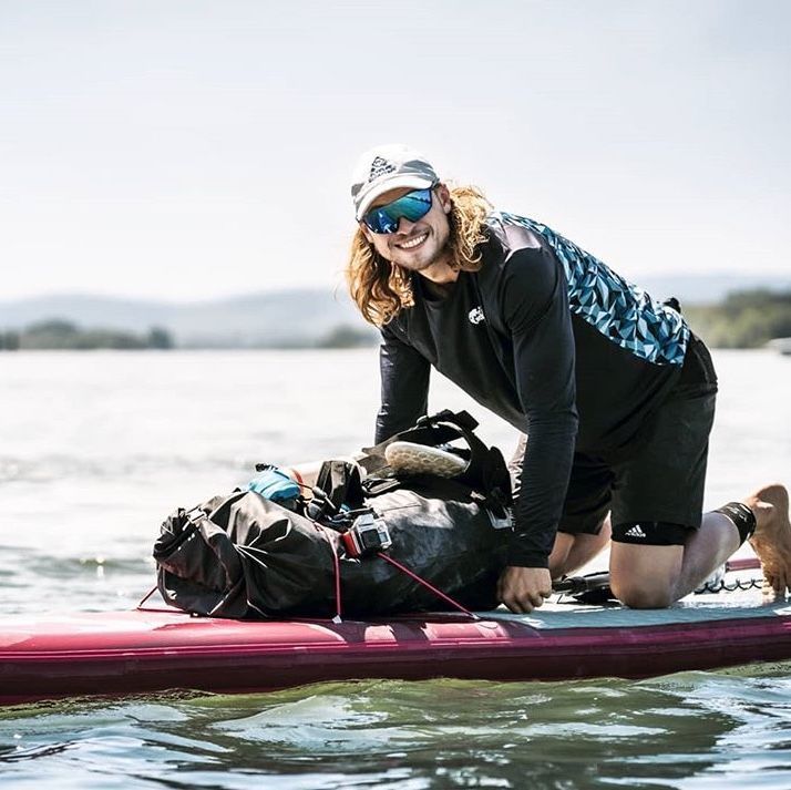 surfer_world's tweet photo. 🌈 SUPPORT HIM 🤳🏽 like, share, paddle with him. ❣️💚
And if you want to support his crowdfunding campaign, check out the link in Bio.

#supgermany #supdeutschland #sup #support #1111km #standupforthosewhocant #fairplaid #wingsforlife https://t.co/TDKNHBQJsa