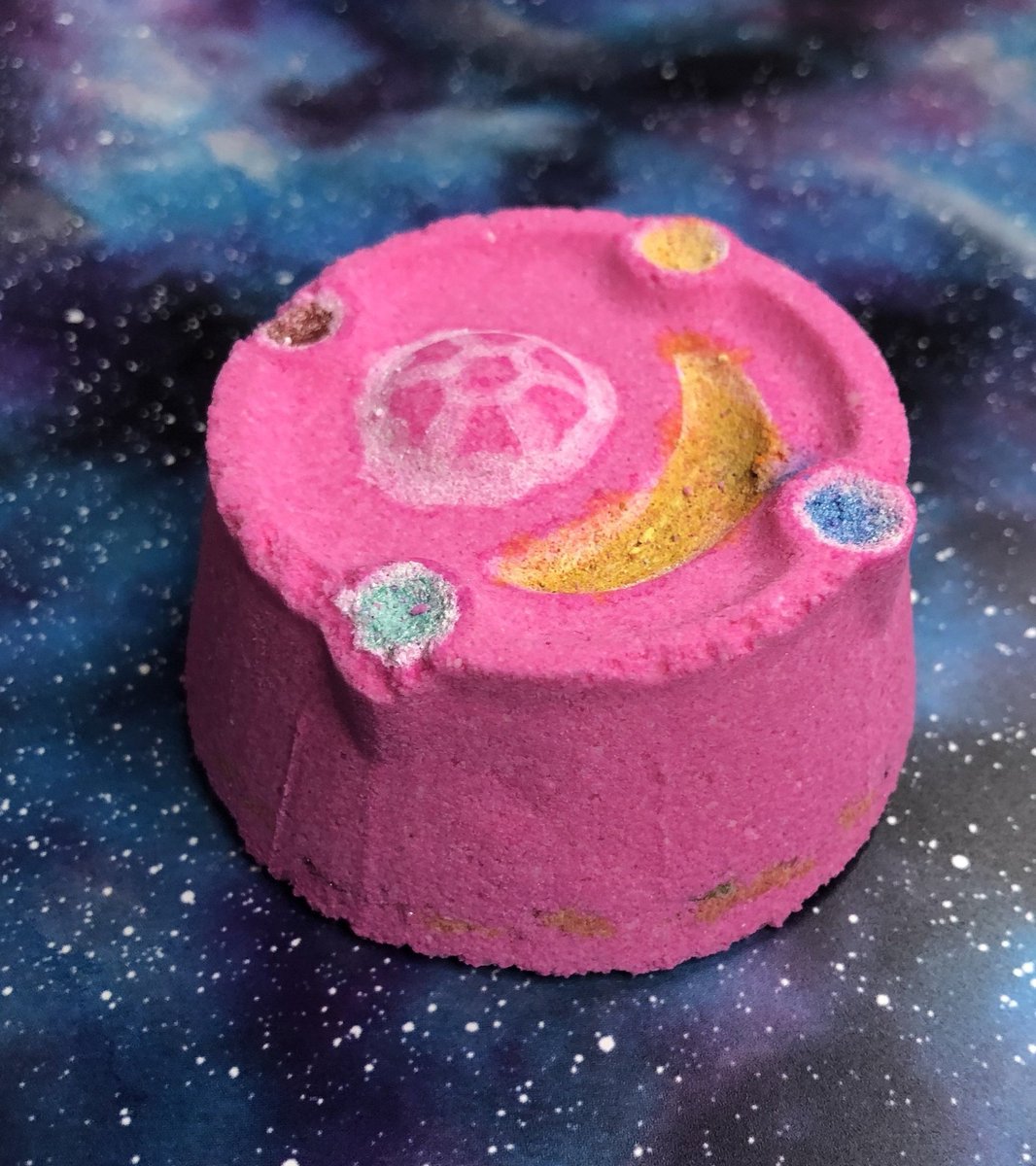 twootietarte's tweet photo. Good luck to everyone trying to participate in the #SAILORMOONXCOLOURPOP! 🙏🥲💗
Just wanted to pop in to say the Moon Prism Power bath bomb &amp; other Sailor Moon products will be restocked Aug. 2nd @ 4pm CST.🎶🛁
#sailormoon #bathbomb #animebath #moonprismpower 
#SailorMoonCrystal https://t.co/s9j5zZXOjg