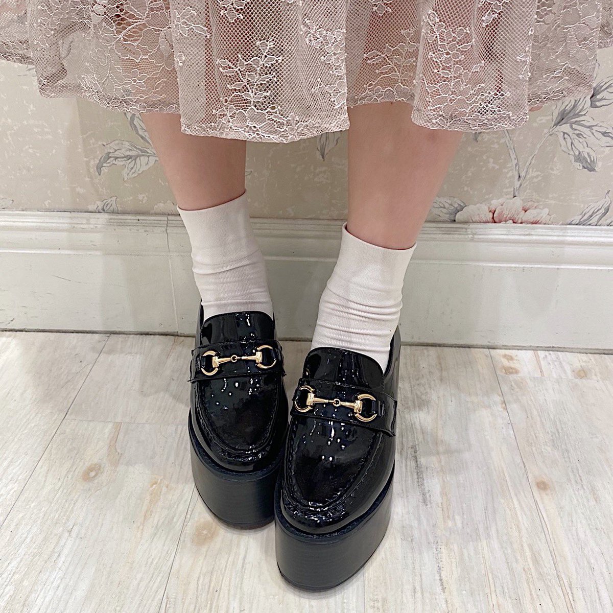 Evelyn Evelyn ラフォーレ原宿 Autumn Collection 厚底ビットシューズ Price 5 900 Tax 毎年大人気の厚底シューズです Evelynの靴は長時間履いてても 疲れにくく 歩きやすさ抜群 身長も盛れるのでオススメですよ 是非チェックしてみて Evelyn Evelyn ラフォーレ原宿 Autumn Collection 厚底ビットシューズ Price 5 900 Tax 毎年大人気の厚底シューズです Evelynの靴は長時間履いてても 疲れにくく 歩きやすさ抜群 身長も盛れるのでオススメですよ 是非チェックしてみて