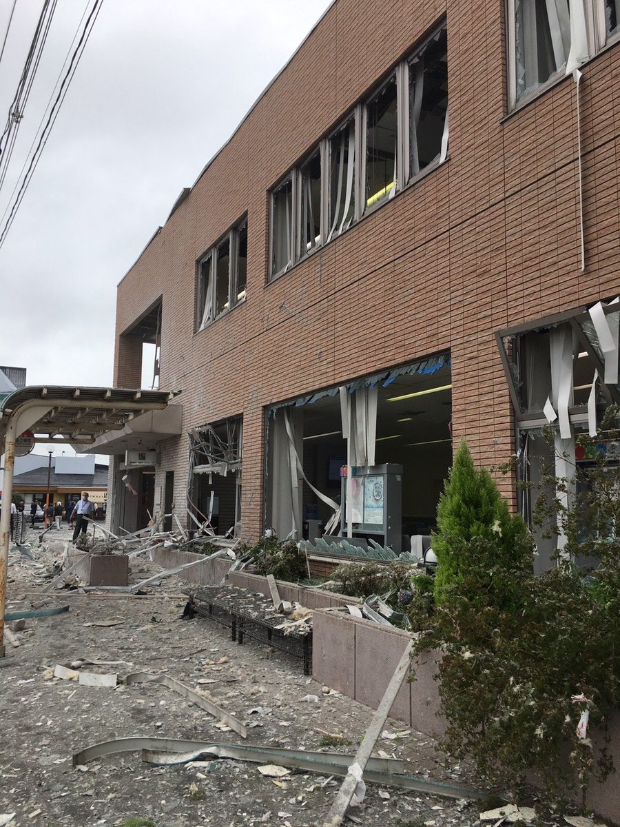 はしもと 郡山爆発 福島県郡山市の島2丁目しゃぶしゃぶ温野菜 郡山新さくら通り店でガス爆発事故7 30 Naver まとめ T Co Ce9cjmwmxq 温野菜爆発で銀行などが爆風で壊滅状態 しゃぶしゃぶ温野菜 郡山 T Co Wntf5odw2e