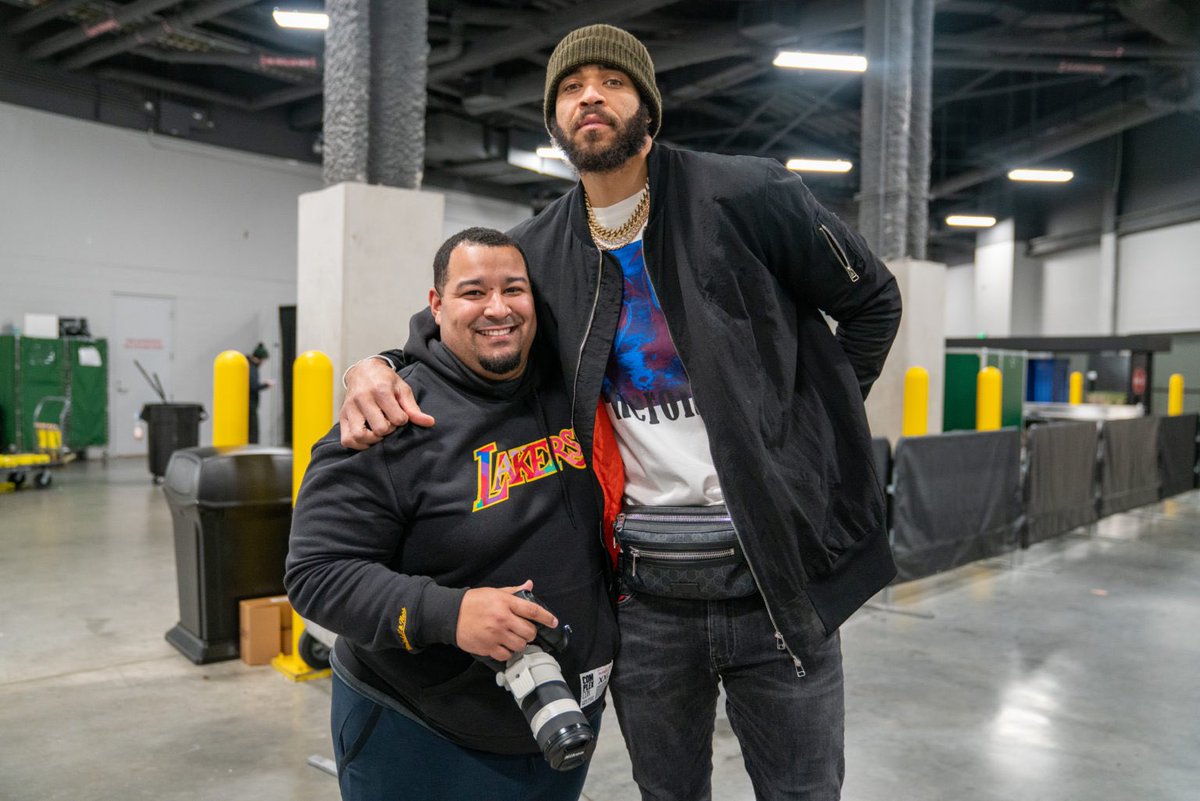 2/ Dismang worked with the GS Warriors from 2015-2019 (celebrated 3 titles). He met McGee when the center joined the Warriors in 2016.Dismang says McGee expresses interest in the creative process behind video from day one. They’ve partnered on content ever since.