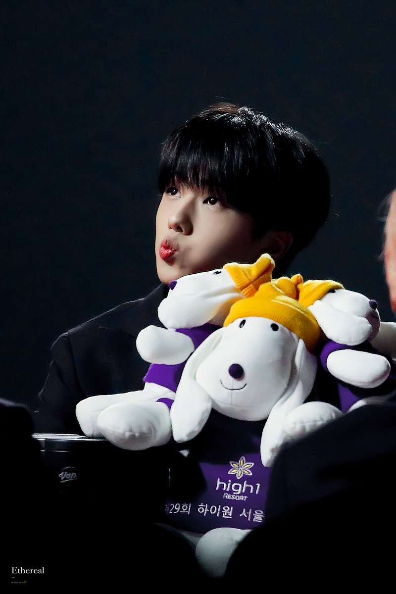 EtherealJs's tweet image. 200130 half year😭

#지성 #JISUNG #NCT #NCTDREAM