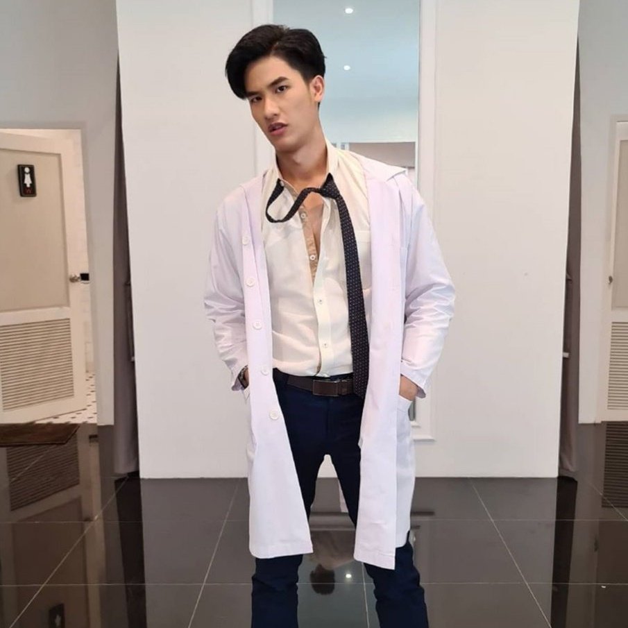 open this thread if you're a tay tawan soft stan;