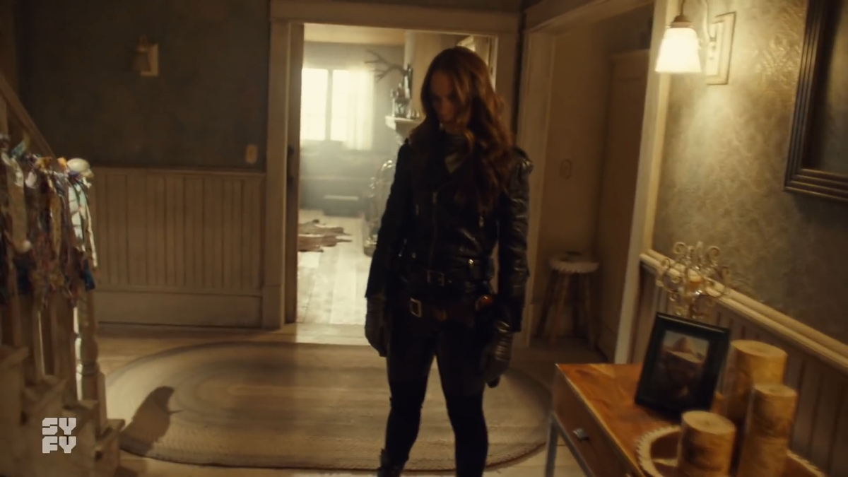 Flashback complete. Now Wynonna & Nedley have to exchange a few last-second lines before the scene finally cuts. (I bet there was a roaring cheer when they got this just right)