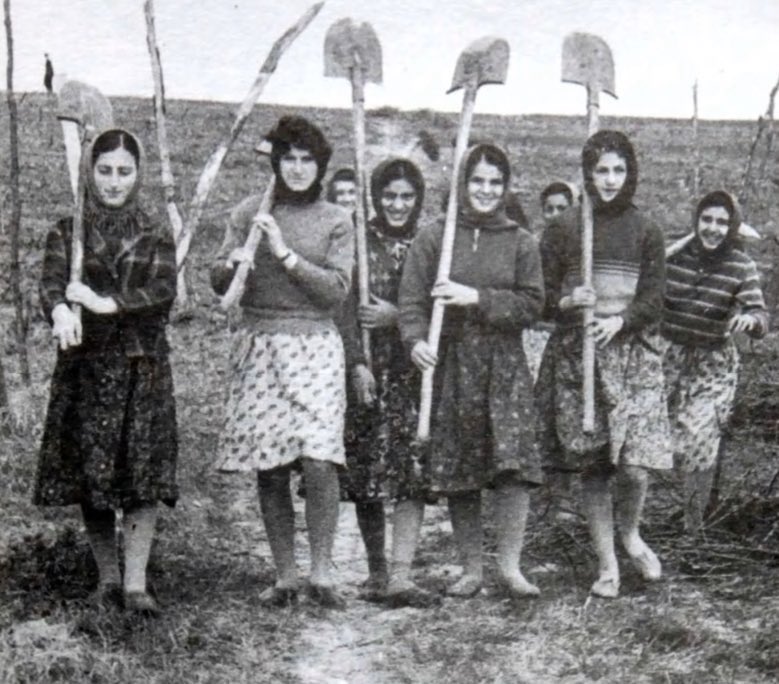 mountain jews (juhuro in our language, or juhurim) are a mizrahi jewish group in the caucasus, mostly in dagestan and azerbaijan, but with smaller communities in chechnya and ingushetia.