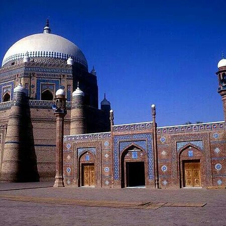 However the fort was heavily damaged first by the Sikhs and later the British so not many of its military features survive.One of the buildings which still stands is the Tomb of Shah Rukn-e-Alam who was a Sufi saint. The tomb was constructed by the Tughlaqs in 1320.