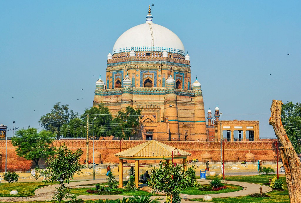 However the fort was heavily damaged first by the Sikhs and later the British so not many of its military features survive.One of the buildings which still stands is the Tomb of Shah Rukn-e-Alam who was a Sufi saint. The tomb was constructed by the Tughlaqs in 1320.