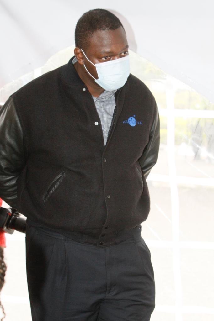 The victim refused to meet with Makadara MP  @aladwa_george who wanted to discuss the case.The  @DCI_Kenya land fraud unit say they declined to take a Sh6 million bribe, and Eric was arraigned in court.However, the big fish and his accomplices at DCI &  @Lands_Kenya weren't touched.