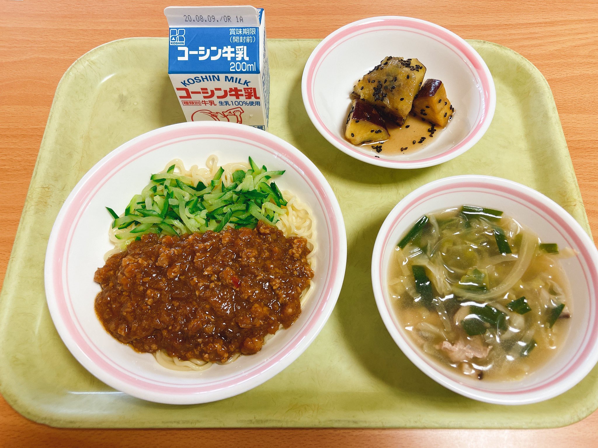 都立葛飾ろう学校 7月30日 木 献立 ジャージャー麺 春雨スープ 大学芋 T Co Ny4jep0gep Twitter
