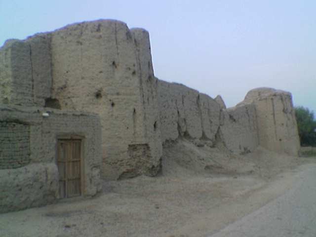 Shahgarh FortLocated in district Muzzafargarh.