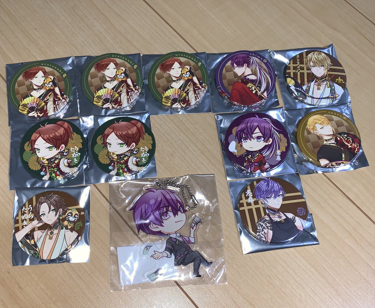 usss_hakoosi's tweet photo. 缶バこんな感じでした〜！
坂田さん1人も来なかったのウケるww
推しが一通り揃ったので満足です( *´꒳`* ) https://t.co/N4Ta7XhNy4