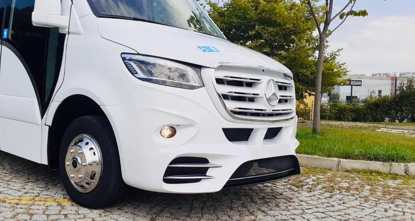 We have been busy over the last few months during lockdown creating and redesigning our vehicles.

Check out our new range of front ends, now available on all sprinter models.

#ilesbusuk #coachbuilder #mercedesvanconversion #mercedessprintervan #newdesigns