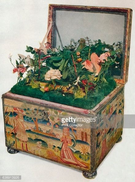And here are the exceptional caskets/cabinets I discuss. It's hard to tell if the first one, in the Textile Museum in D.C., was made by a schoolgirl or a professional. But look at that cool artificial garden! The second one, at  @RCT, was definitely made by a professional