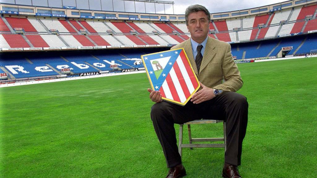 Radomir Antić's Atleti.A look at the great Radomir Antić's impact on Atletico Madrid, his unearthing of the underrated Rojiblancos legend Milinko Pantić & his legacy on Spanish football. #PausaHistoria [THREAD]