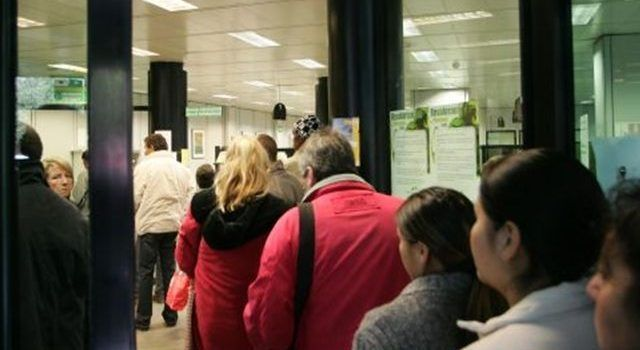 cvpressoficial's tweet image. #València | La tasa de paro en València se sitúa dos puntos por encima de la media española, advierte @mjosecatala (@popularesVLC). 

capitalradiocv.es/la-tasa-de-par…