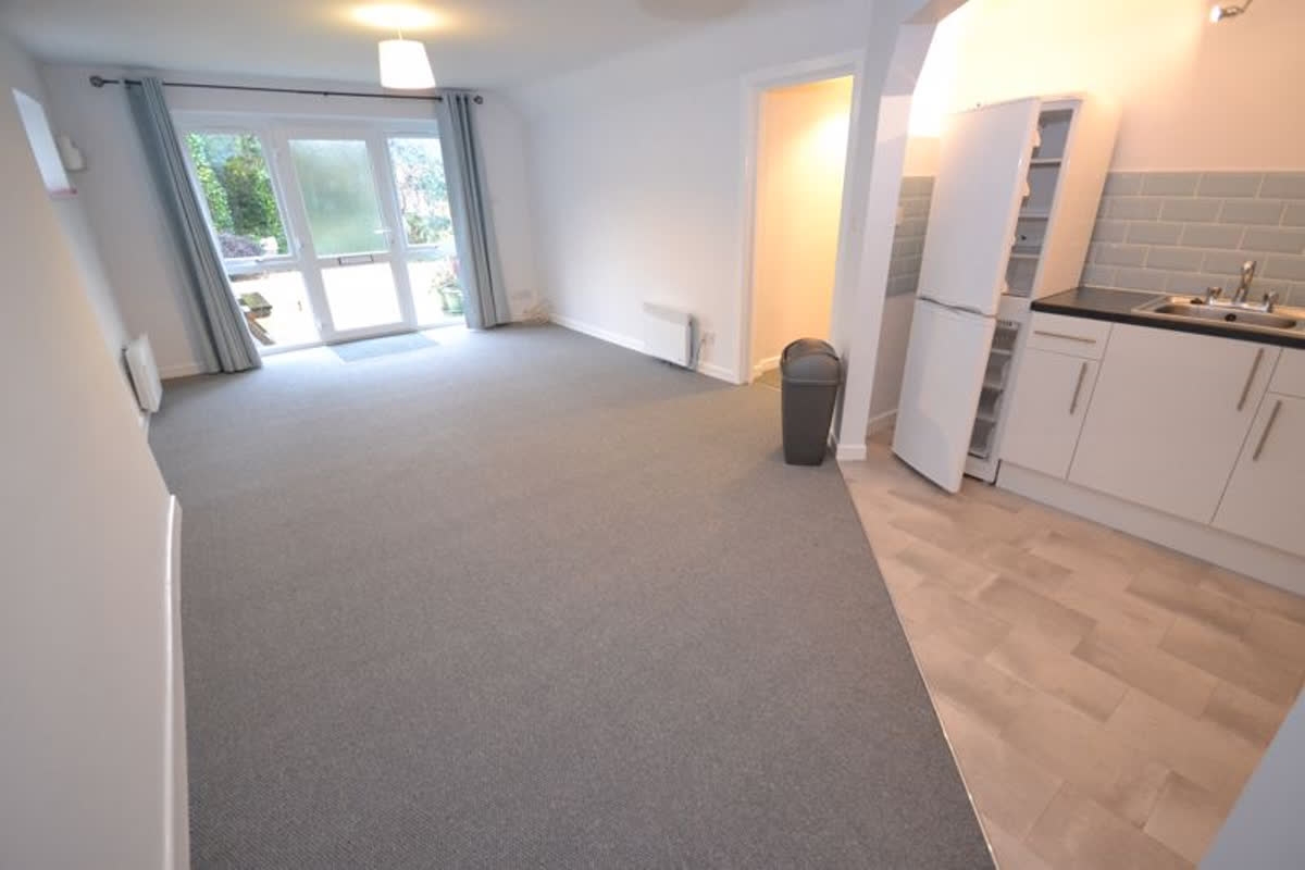 Foxes Sales & Lettings tweet media