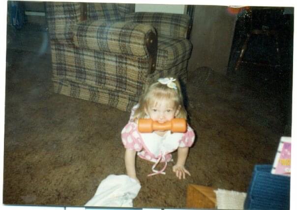 kelsmosher's tweet photo. She has beauty, she has graceeeee. She’s had an oral fixation since a young age. It’s me, I’m she. https://t.co/GVzLXlF91N