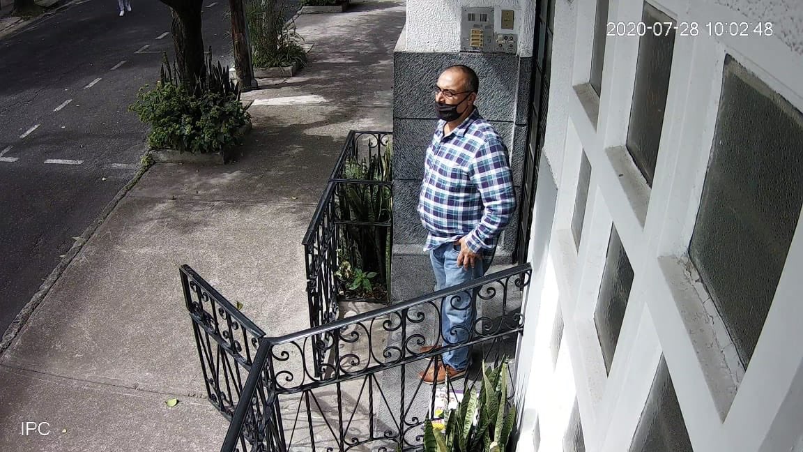 C_ConstructorBJ's tweet photo. PELIGRO
El pasado 28 de Julio estos dos individuos trataron de ingresar a un domicilio en San José Insurgentes @sanjoseinsurgen para asaltar a quienes viven ahí

Afortunadamente no pudieron, si los reconoces por favor denúncialos al 911 @SSC_CDMX @UCS_GCDMX @OHarfuch https://t.co/p7eouixHSP