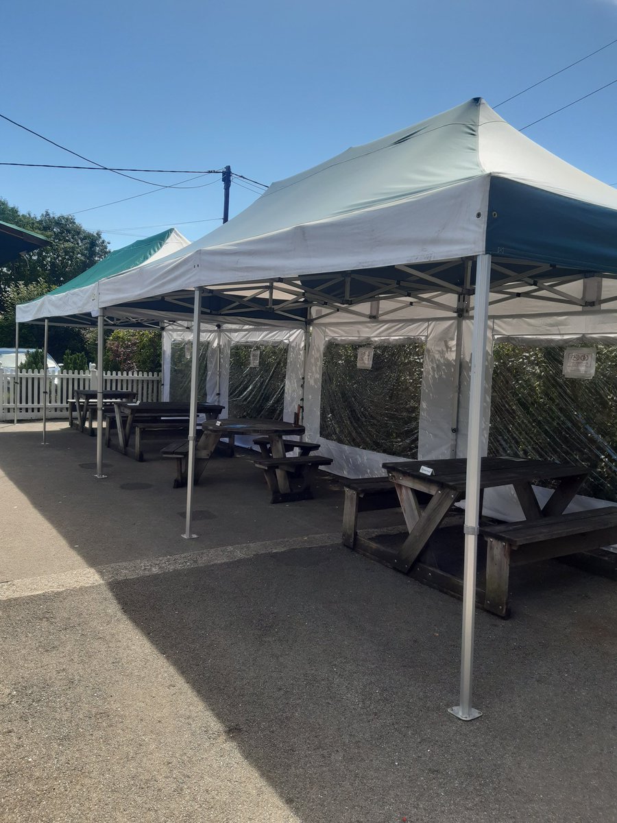 White Hart Holyport tweet media