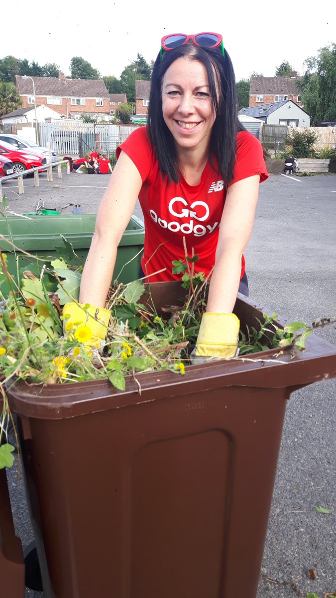 DeanCourtCC's tweet photo. Huge, huge thanks to @GGOxford for selflessly giving their evening yesterday to bring beauty to our outdoor area again. We cannot believe the transformation! If you've got a project that needs help, we highly recommend them. https://t.co/oViLrUGgzL