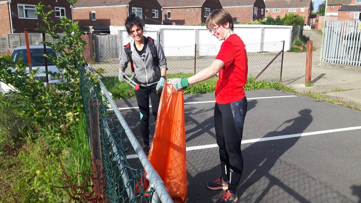 DeanCourtCC's tweet photo. Huge, huge thanks to @GGOxford for selflessly giving their evening yesterday to bring beauty to our outdoor area again. We cannot believe the transformation! If you've got a project that needs help, we highly recommend them. https://t.co/oViLrUGgzL