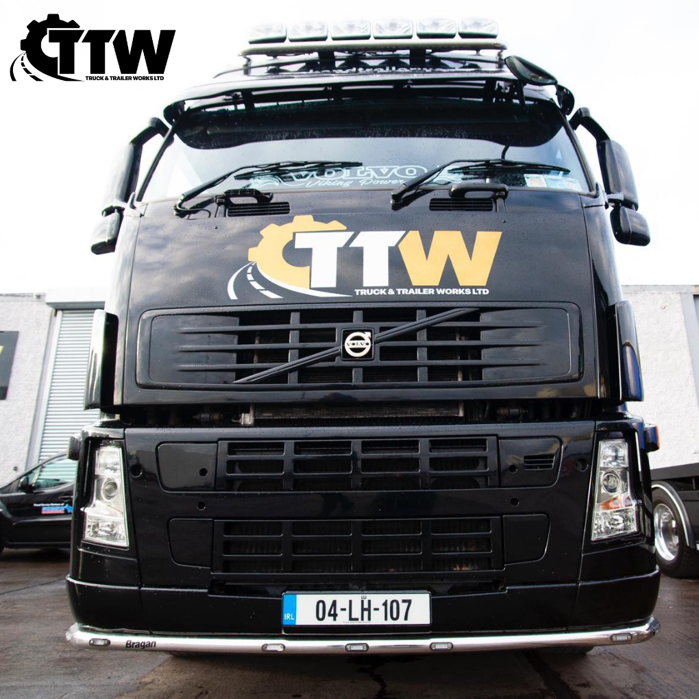 The Volvo FH12 has been knocked out in Round 1 of The World Cup of Trucks! Unbelievable!

#TTW #AsGoodAsNew #WorldCupOfTrucks