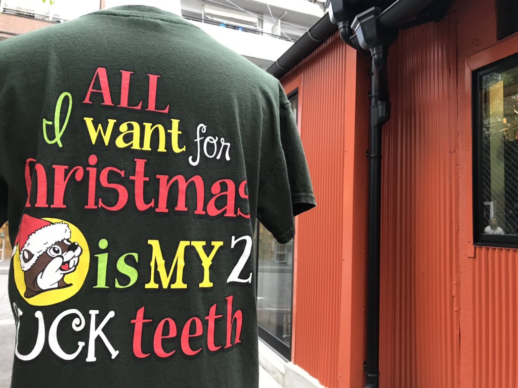 orange_1105's tweet photo. ⛽️NEW ARRIVAL⛽️Buc-ee's print t-shirt。小さめレディースサイズになります👧(商品の問い合わせはDMにてお待ちしております📩) https://t.co/xCn9sZ9DLg