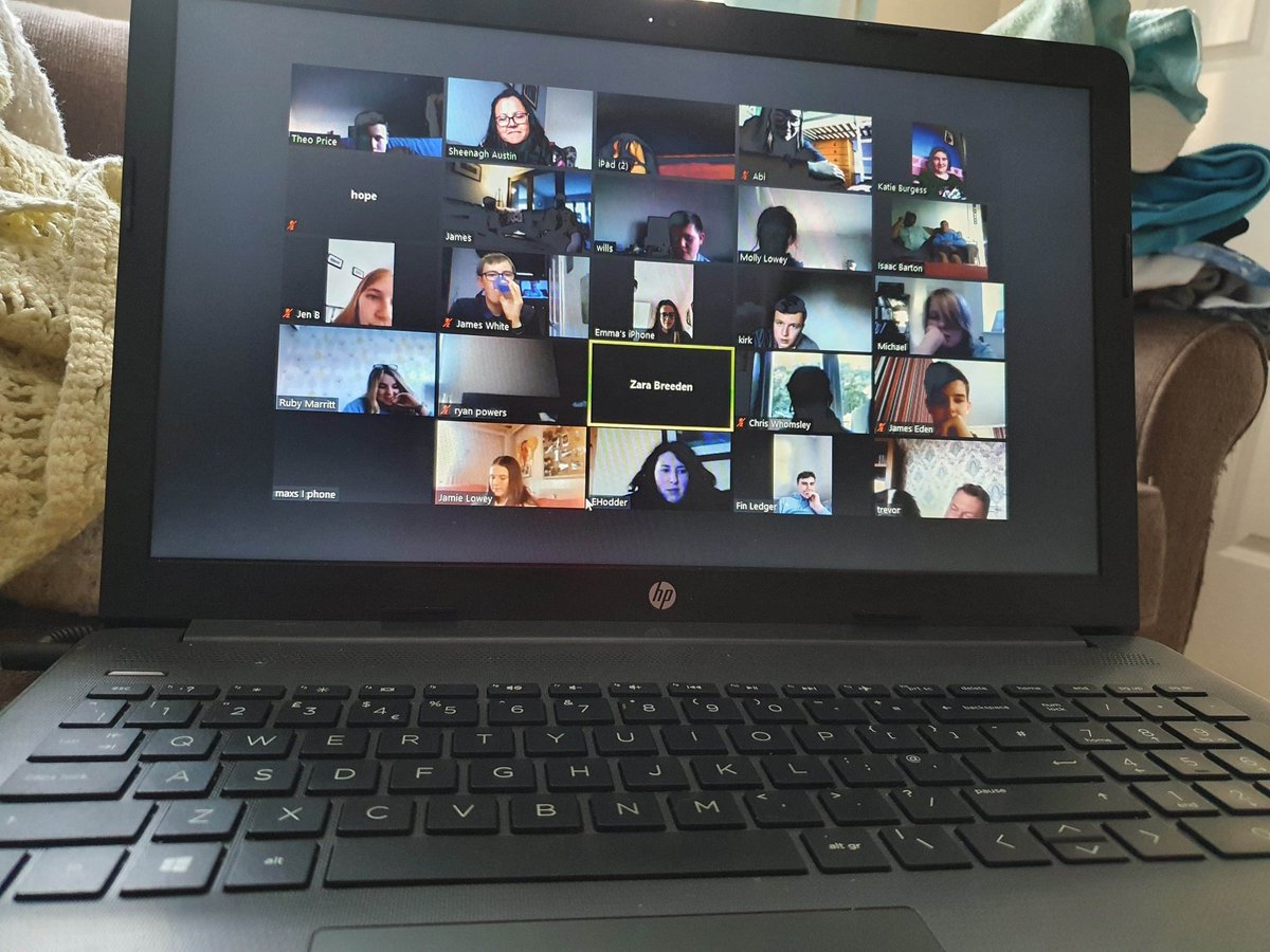 unit_2020's tweet image. Happy International Friendship Day! ⚜

It was so lovely to catch up with our unit on Zoom on Tuesday evening while we enjoyed the virtual campfire provided by European Jamboree. 🎉

#scoutingfamily #ej2020 #adventure #europeanjamboree #humberbirdsarego #SkillsForLife