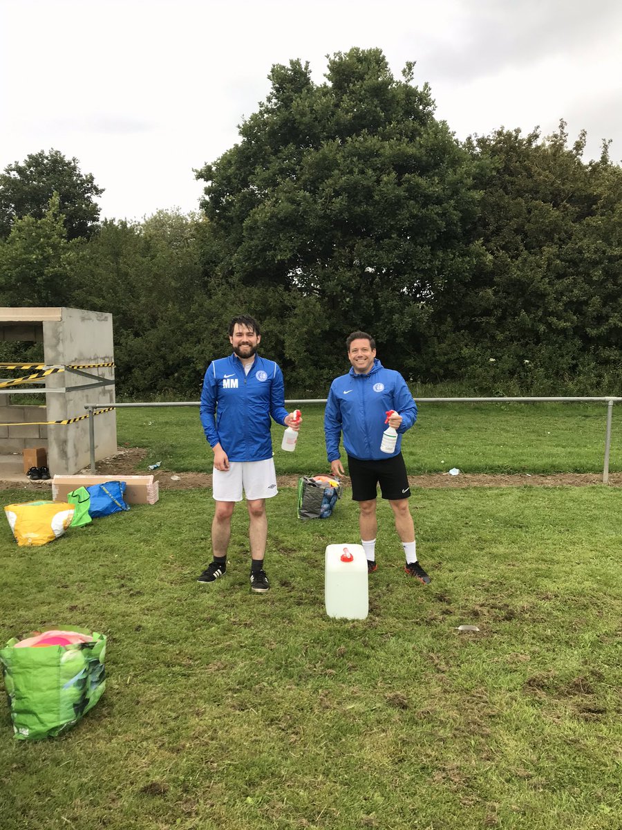 CantonRangersFC's tweet photo. Massive thankyou to @BudBrewingUKI for donating hand sanitiser and surface spray for our safe return to football. #covidsafe #football #partnerships #supportinggrassroots #southwalesalliance #community https://t.co/9Pjp3Rrnum