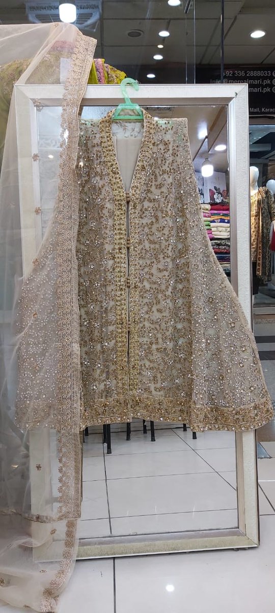 FashionEdge2's tweet image. #Newarrival_wedding
#frontopen peplum
Semistich
Price 9000/
Payment in advance only 
Del will be apply