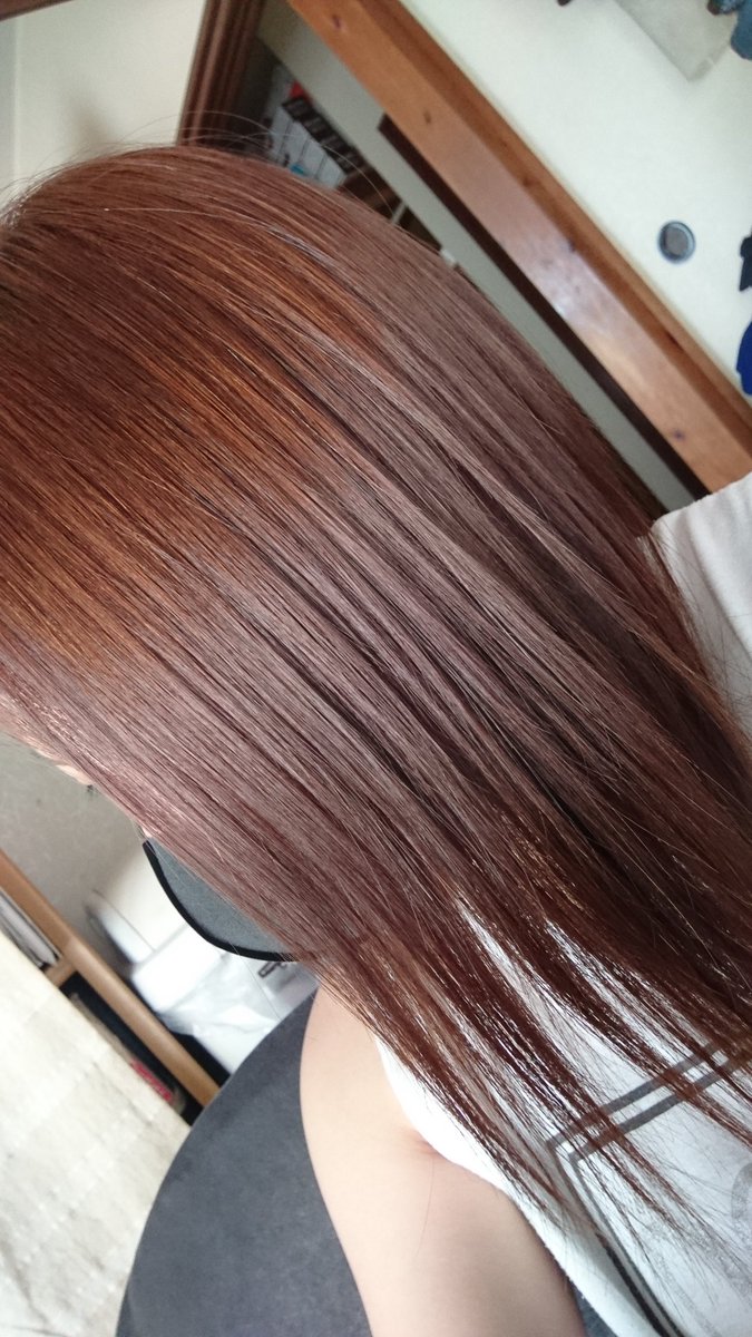 ふーこ 髪の毛明るめに染めてきたー もっと薄くしたい