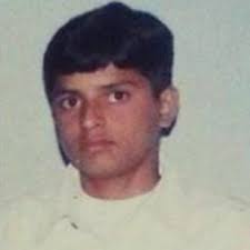 PRE INTL DEBUTIt all started on the streets of Muradnagar where the youngest of five siblings,  @ImRaina enjoyed playing cricket and was doing well, initially was just allowed to field but gradually things started to change.(2/n) #15YearsOfRaina
