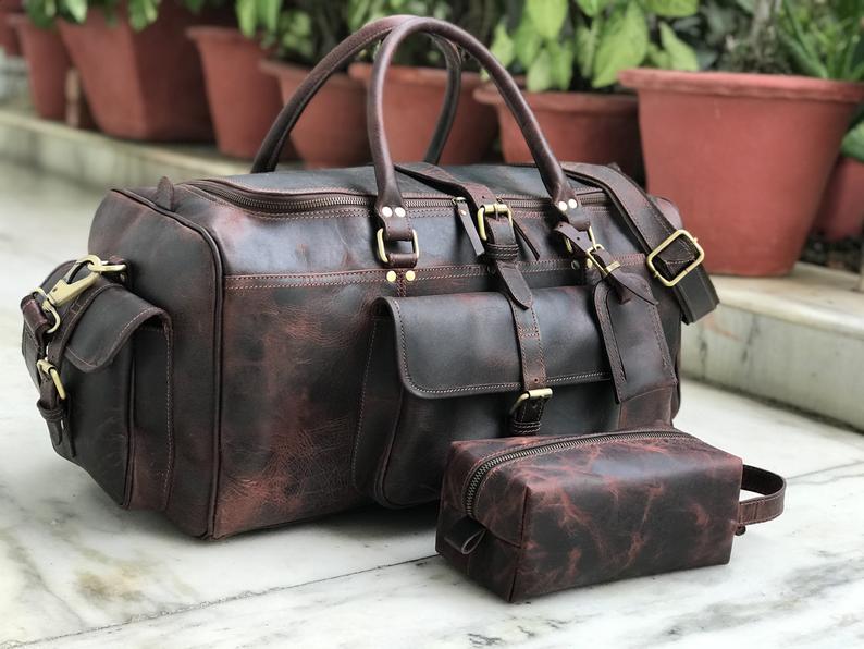 shadowstore2's tweet photo. Let's Buckle Up In Advance For All The Trips We Are Going To Take In 2021...!!!

Get 20% Off On Genuine Leather Weekend Bag With Free Toiletry Bag Free Shipping and Many Other Offers..!!!

Order Now: https://t.co/bqJAkhXBMP

#travelbag #weekendbag #gift https://t.co/r6LF0BShms