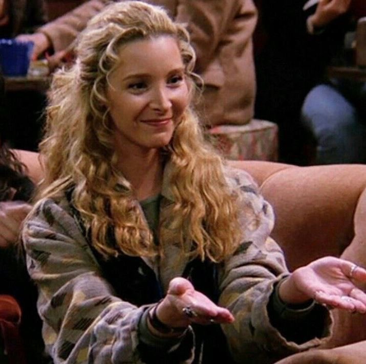 Happy birthday to lisa kudrow 