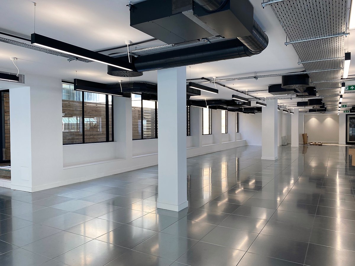 Londonfitout's tweet photo. Another CAT A fit out completed at 40 Bernard St. All black exposed services look great, well done to all the LFO team https://t.co/AaKJ68csCi