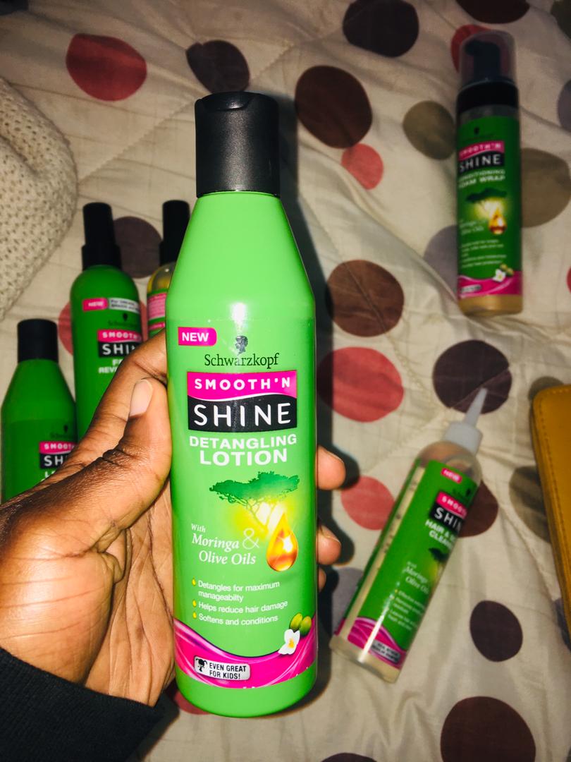 SybilOhema's tweet photo. Various Schwarzkopf hair items in stock. Your hair is your crown, take care of it and wear it with pride. Items are $3 each or $15 for a set of 5 items (including a spritz spray). DM or contact me on 0774573561#RT for awareness, my customer could be on your TL https://t.co/RMMzGRM7Ix