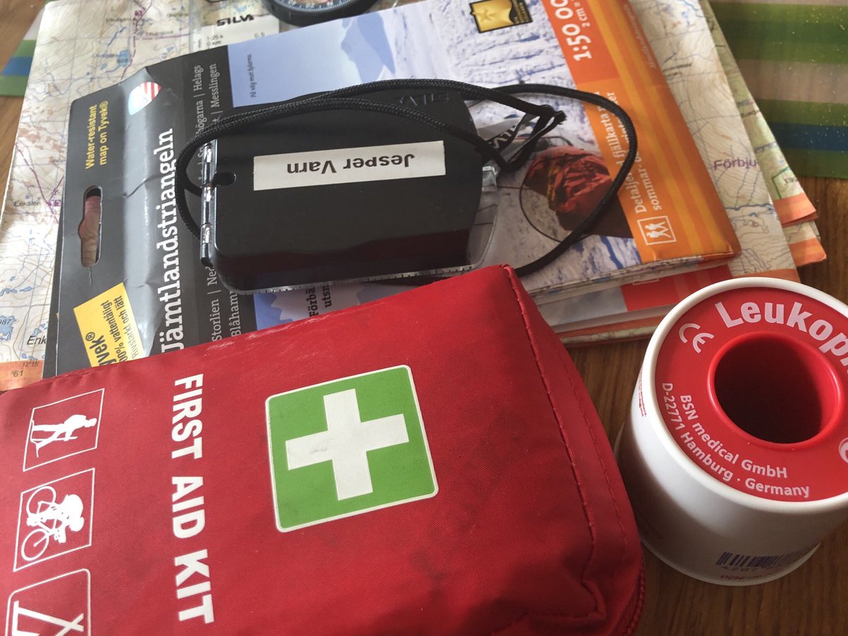 jespervarn's tweet photo. Förbereder #packning till årets fjällvandring. Kartor, kompasser och skavsårsplåster och leukoplast.
Som. Man. Ju. Gör. https://t.co/SkH0LZEPJW