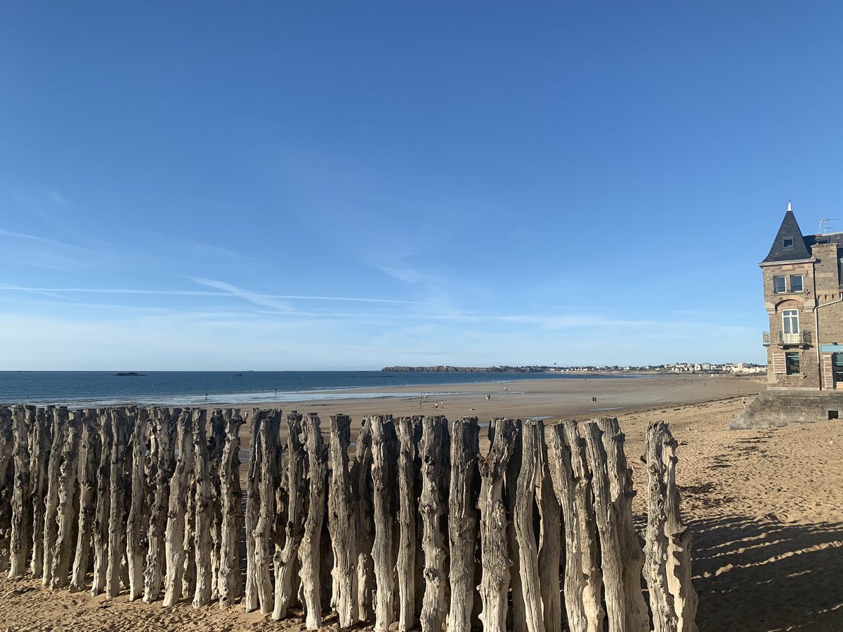 Faridagrlt's tweet photo. #jeudiphoto toujours à #plageduSillon #SaintMalo
Matin midi soir un enchantement 💫
#Plaisirdesyeux #Plaisiredu❤️ #Plaisirdelâme🕊
Belle journée à toutes et tous ! À ce soir pour notre RV #PassionCiel #PassionSunset #PassionMer #PassionNature #PassionVie
Cc @AjAdeline @Azumauve https://t.co/qE8aqjq2an