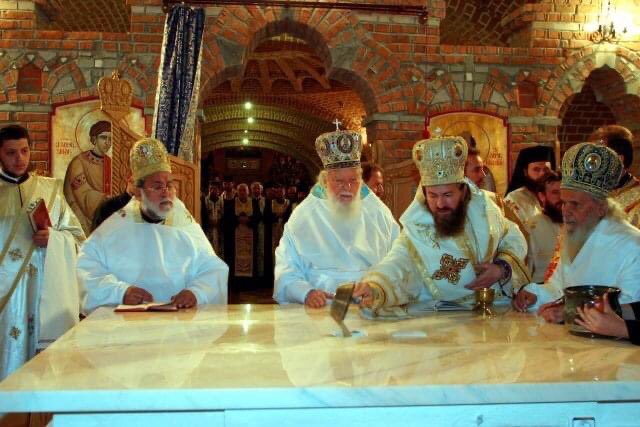 eormmsm's tweet photo. Astăzi se împlinesc 13 ani de la plecarea la Domnul a Patriarhului Teoctist. PF Teoctist Arăpașu a trecut la cele veșnice în data de 30 iulie 2007, fiind al cincilea ierarh instalat în demnitatea de Patriarh al Bisericii Ortodoxe Române.
#comemorare #eormmsm https://t.co/8oBas3Z1eX
